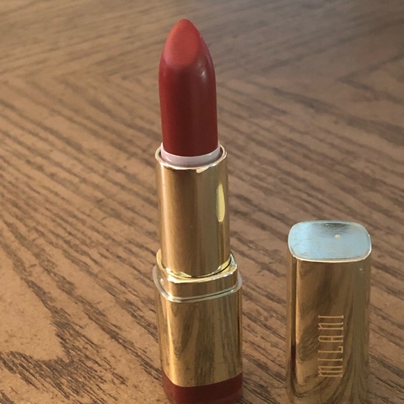 Milani Bundle - Picture 7 of 8